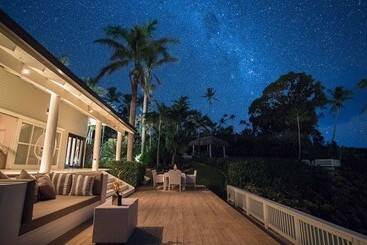 هتل Raiwasa Grand Villa