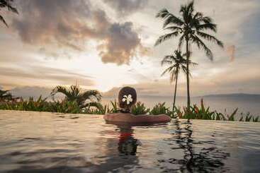 هتل Raiwasa Grand Villa