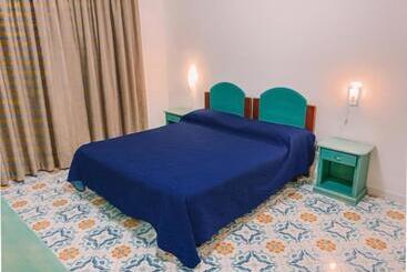 هتل Residence Antigua