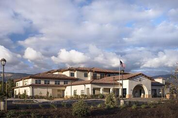 هتل Residence Inn By Marriott Santa Barbara Goleta