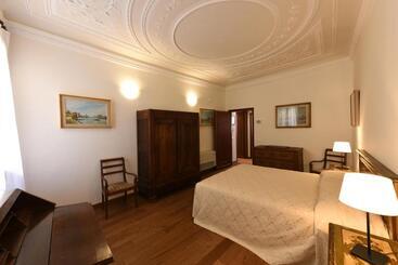 Le Due Corone Bed & Breakfast