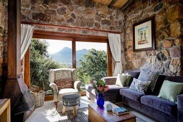 Leopardstone Hill