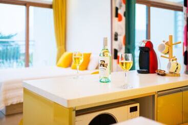 Sea & Pine Pension