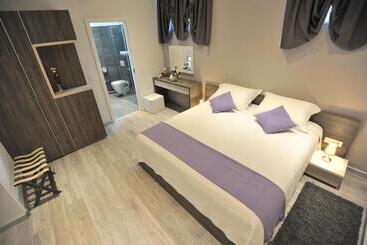 هتل Apartments & Rooms Lavandula Exclusive