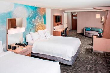 בית מלון כפרי Courtyard By Marriott Albany Clifton Park