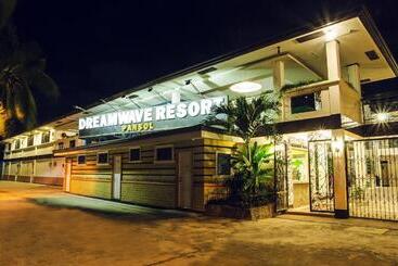 هتل Dreamwave Resort Pansol