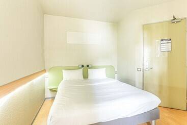Fasthotel Cleon Rouen Sud