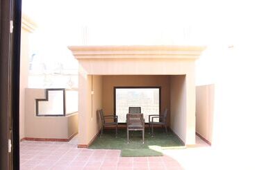 هتل Golden Tulip Al Khobar Suites