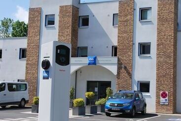 هتل Ibis Budget Valenciennes Petiteforet