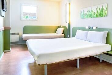 هتل Ibis Budget Valenciennes Petiteforet