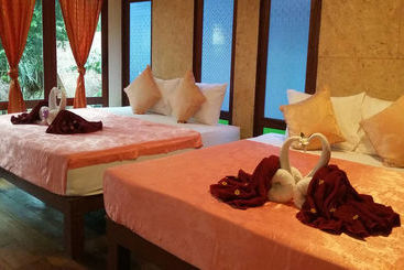 هتل Raya Resort
