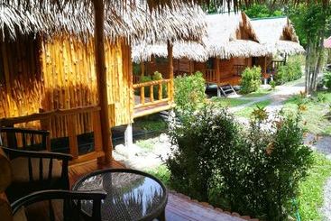هتل Raya Resort