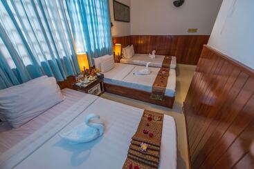 هتل Travellerhome Angkor