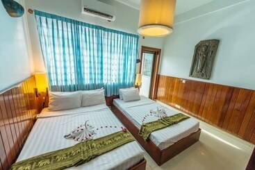 هتل Travellerhome Angkor