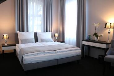 هتل Villa Casino