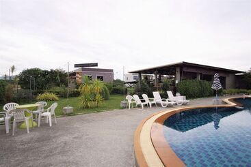 Maerim Villa & Pool