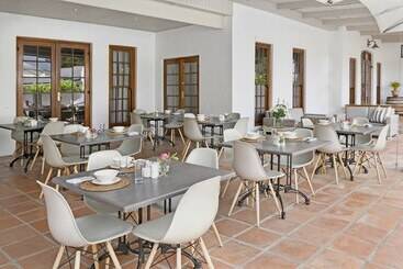 پانسیون Mont D'or Franschhoek