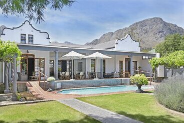 پانسیون Mont D'or Franschhoek
