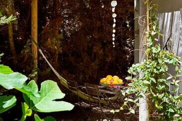 استراحتگاه Bungalows Puravida