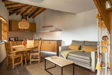 هاستل Cerdeira  Home For Creativity
