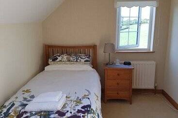 تختخواب و صبحانه Kilcreeny Lodge