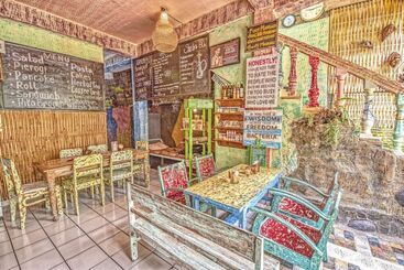 تختخواب و صبحانه Lovina Central Hostel