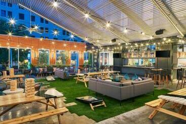 ホテル Aloft Austin Downtown