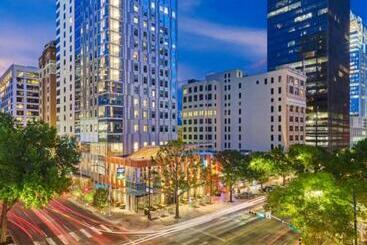 ホテル Aloft Austin Downtown