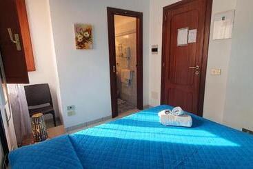 هتل Costa Gaia Rooms