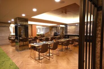 בית מלון כפרי Design Plus Bex
