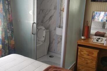 هتل Eko Cozy Guest House
