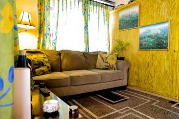 هتل Eko Cozy Guest House