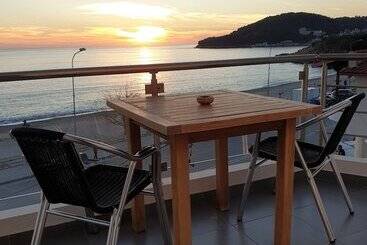هتل Golde Beach