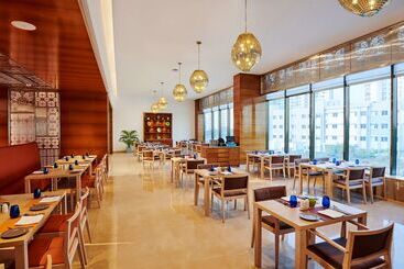 هتل Hilton Garden Inn Lucknow
