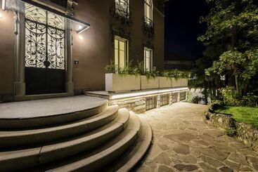 هتل Villa Liberty