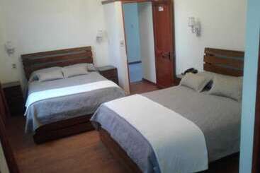 تختخواب و صبحانه Hostal Terrabella Srl