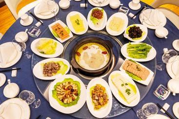 هتل Holiday Inn Express Daocheng Yading By Ihg