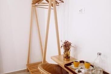 هتل Eléa Guesthouse Himare