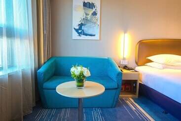 هتل Holiday Inn Express Chifeng Hongshan By Ihg