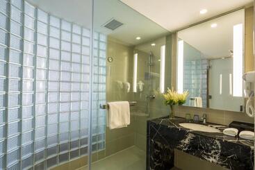 هتل Holiday Inn Express Daocheng Yading By Ihg