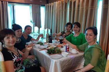 هتل Phuong Anh 3