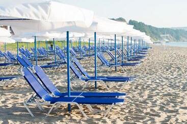 هتل Sunrise Blue Magic Resort  All Inclusive
