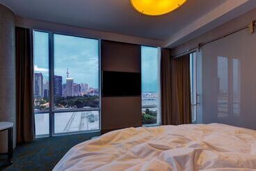 X Toronto By Library Hotel Collection
