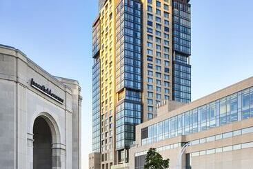 X Toronto By Library Hotel Collection