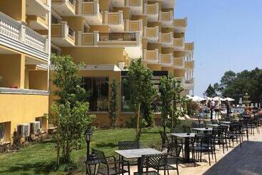 Marina Sands Bijou Boutique Hotel   All Inclusive
