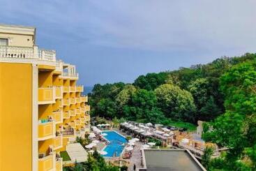 Marina Sands Bijou Boutique Hotel   All Inclusive