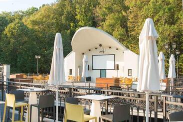 Marina Sands Bijou Boutique Hotel   All Inclusive