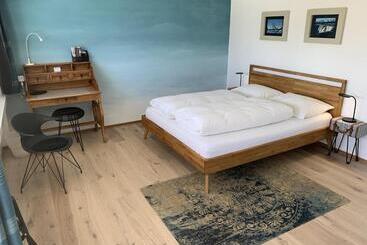 Bed and Breakfast Lakelodge Romanshorn