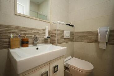 تختخواب و صبحانه Apartmani Brocat