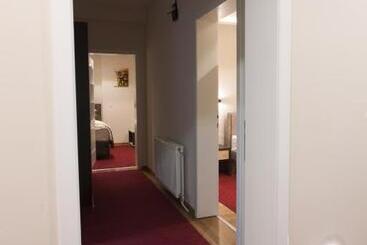 تختخواب و صبحانه Apartmani Brocat